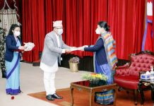 राष्ट्रपतिसमक्ष निर्वाचन आयोगको वार्षिक प्रतिवेदन पेश