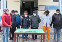 बकैयाबाट ६७ हजार नगदसहित ८ जना जुवाडे पक्राउ