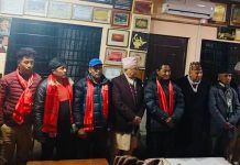 हुम्लाका माओवादीका पूर्वसांसद सहित ४८ जना एमाले प्रवेश