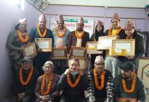 हेटौंडामा एकसाथ ७ जना साहित्यकार सम्मानित