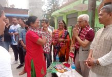 स्कुल रोडबाट ४ सय जना बढी एमालेमा प्रवेश
