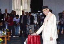 एमालेकाे घाेषणापत्र : नेपालीलाई मात्र नागरिकता, प्रतिव्यक्ति आय दाेब्बर पुर्याउने