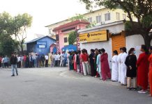 उपनिर्वाचनः तीनवटै निर्वाचन क्षेत्रमा मतदान सुरु