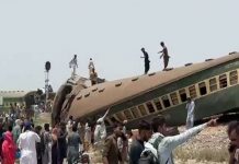 पाकिस्तानमा रेल दुर्घटना हुँदा १९ जनाको ज्यान गयो, ५० जनाभन्दा धेरै घाइते