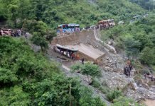 मनसुन भित्रिएयता १०४ जनाकाे ज्यान गयाे