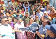 कर वृद्धि विरोधमा हेटौंडाका व्यवसाय बन्द, उपमहानगरअगाडि नाराबाजी