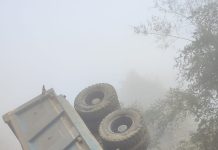 फास्ट ट्रयाकमा टिफर दुर्घटना हुँदा चालकको मृत्यु
