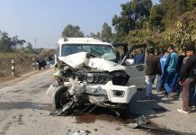 मनहरीमा सवारी दुर्घटना हुँदा ८ जना गम्भीर घाइते