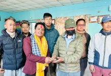 युवा संघद्धारा विरामीलाई आर्थिक सहयोग