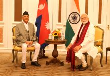 प्रधानमन्त्री ओली र भारतीय प्रधानमन्त्री मोदी बिच भेटवार्ता