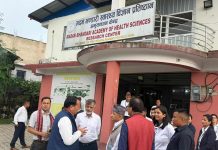 स्वास्थ्यमन्त्री थापाद्वारा मदन भण्डारी स्वास्थ्य विज्ञान प्रतिष्ठानका कक्षाहरुको अवलोकन