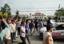 संसद् भवन अगाडि भेला भए जेनजी (तस्बिरहरू)