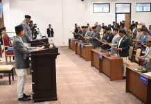 नवनिर्वाचित प्रतिनिधिसभा सदस्यहरुद्वारा पद तथा गोपनीयताको शपथ ग्रहण