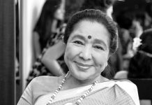 प्रसिद्ध भारतीय गायिका आशा भोसलेको निधन